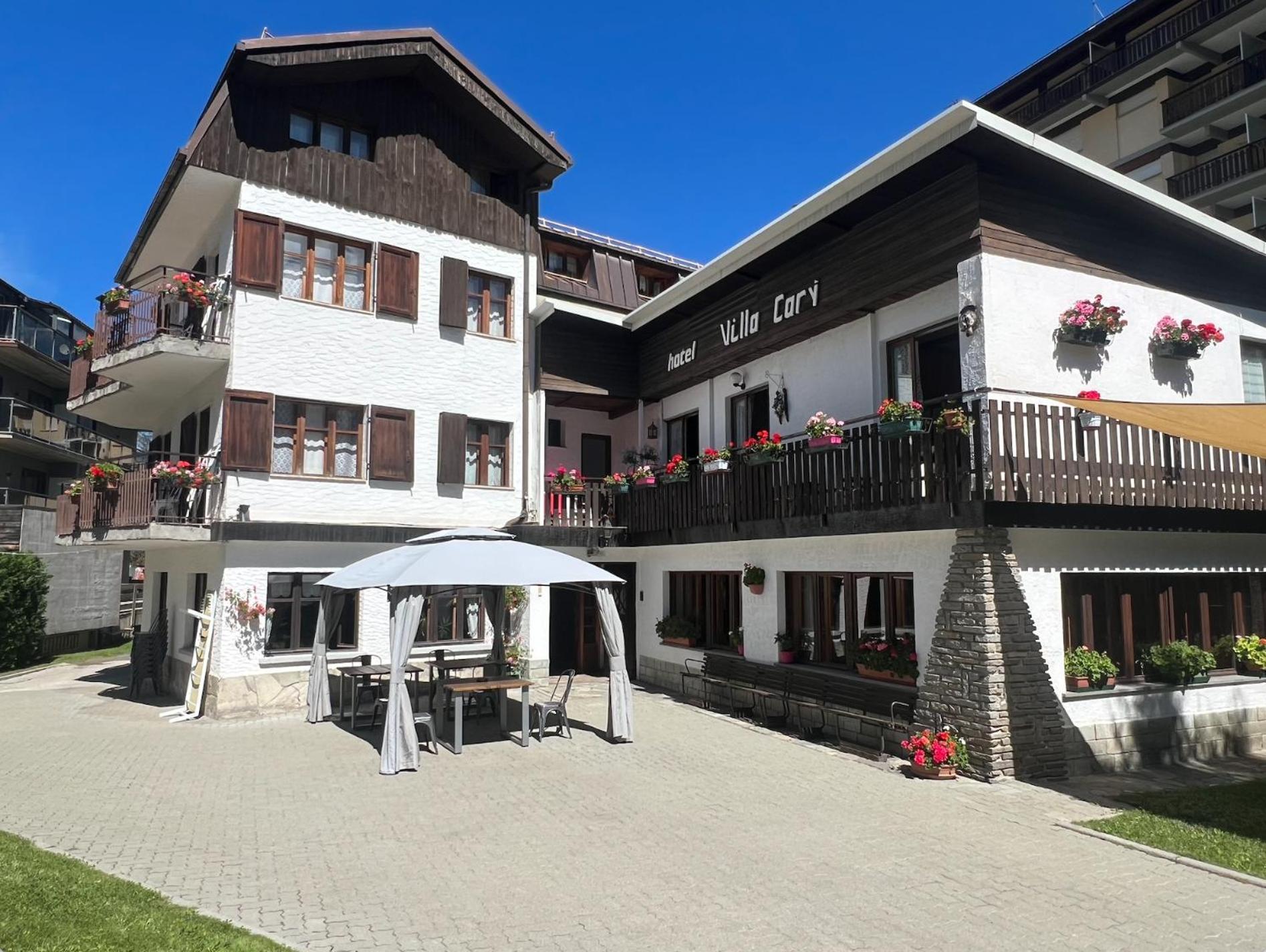 Hotel Villa Cary Oulx Extérieur photo