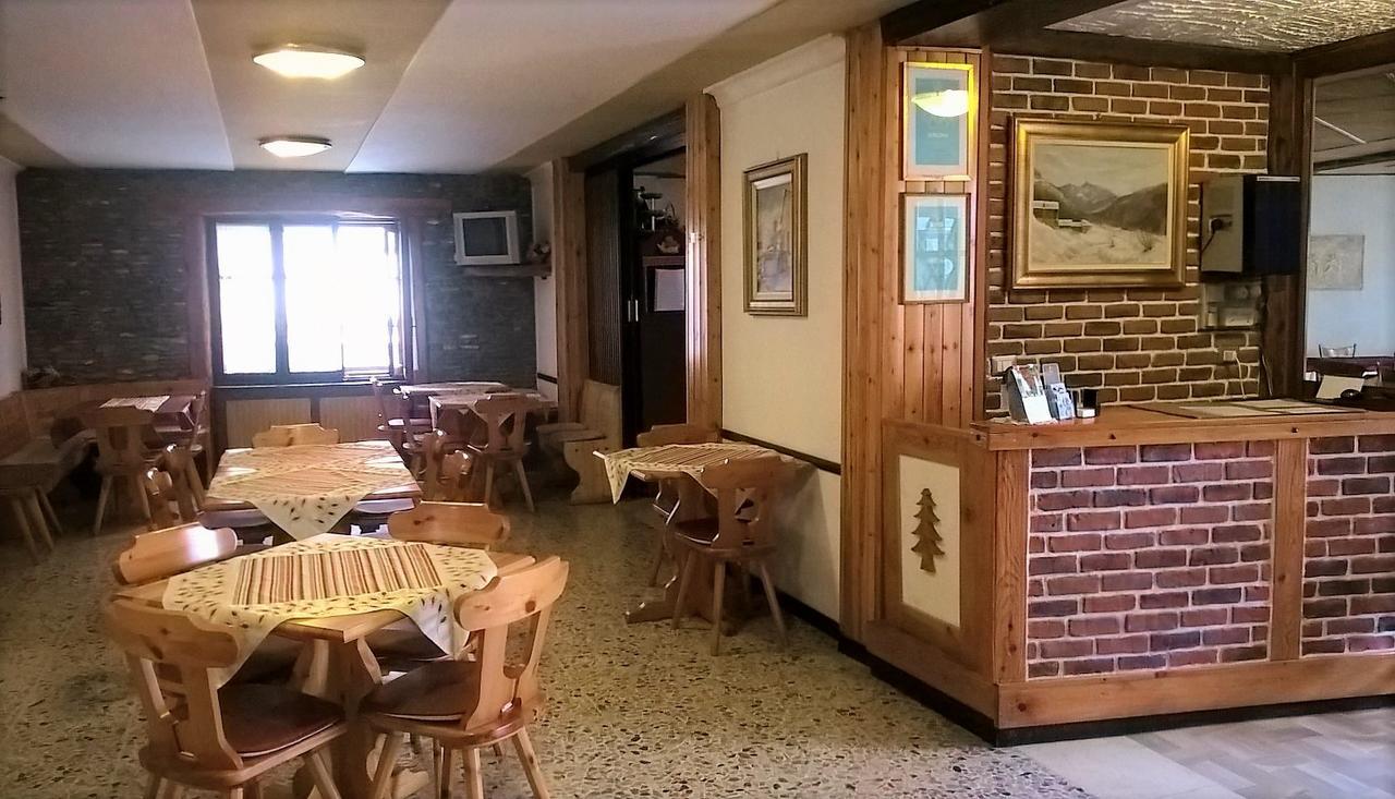 Hotel Villa Cary Oulx Extérieur photo