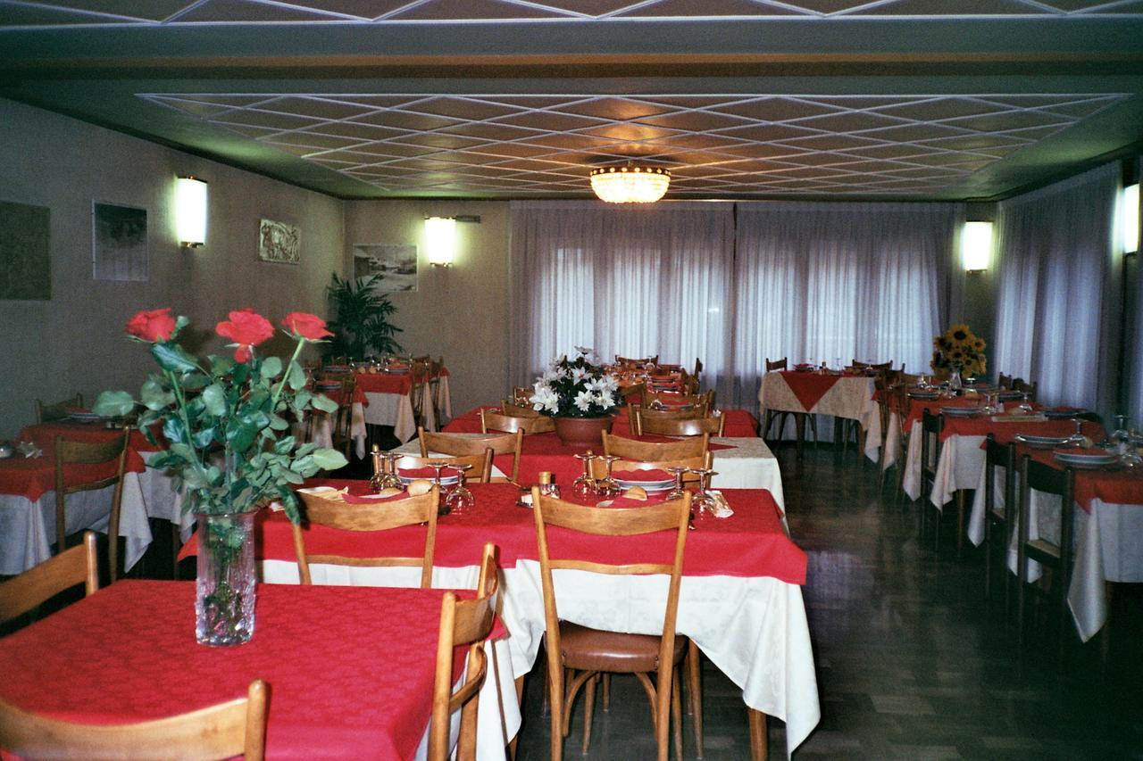 Hotel Villa Cary Oulx Extérieur photo